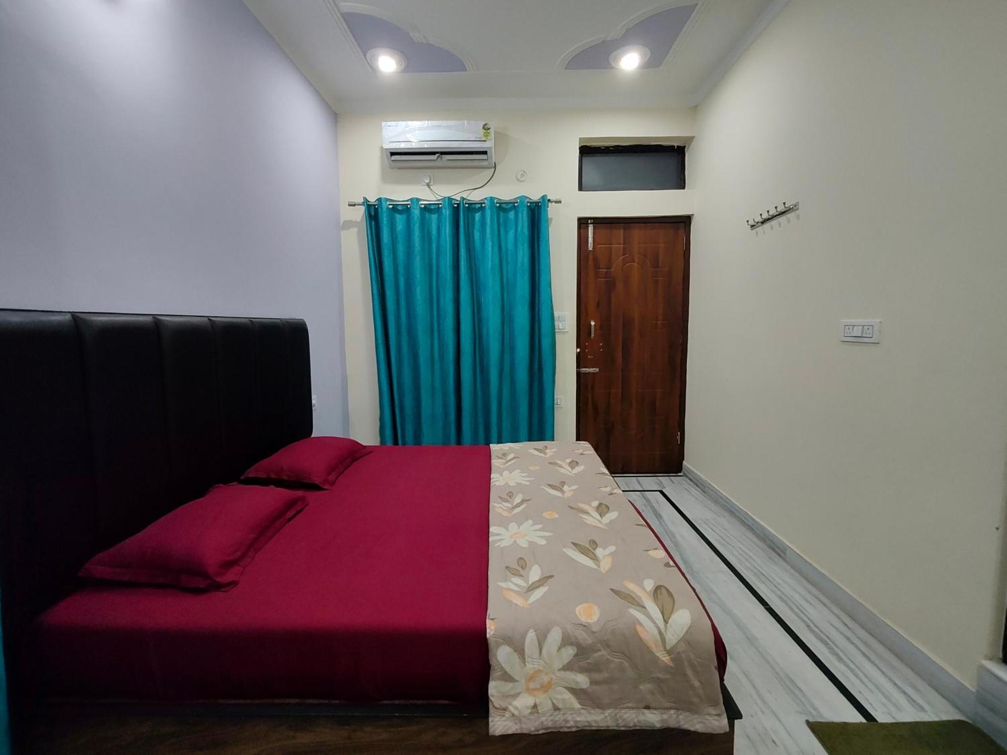 Deepak Homestay Rishīkesh Exteriör bild